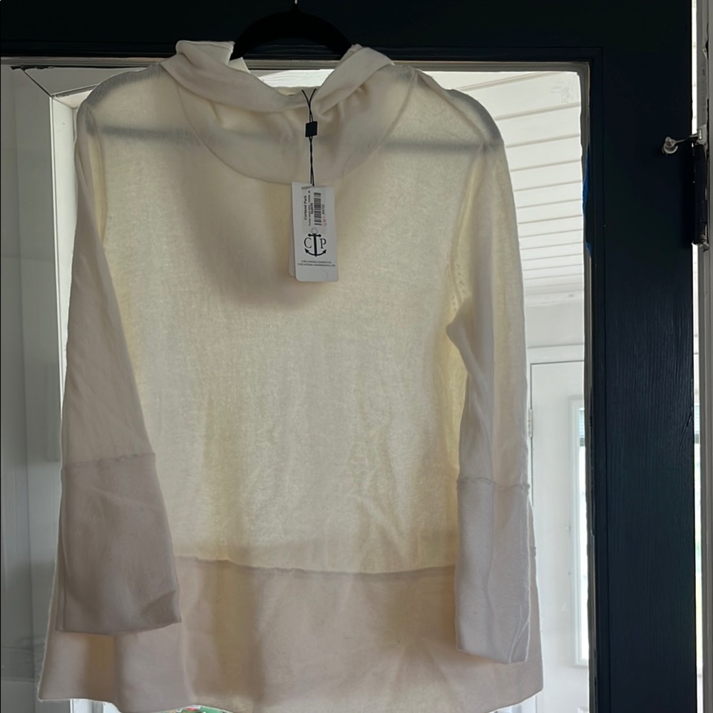 Funnel Hood Cashmere sweater in White